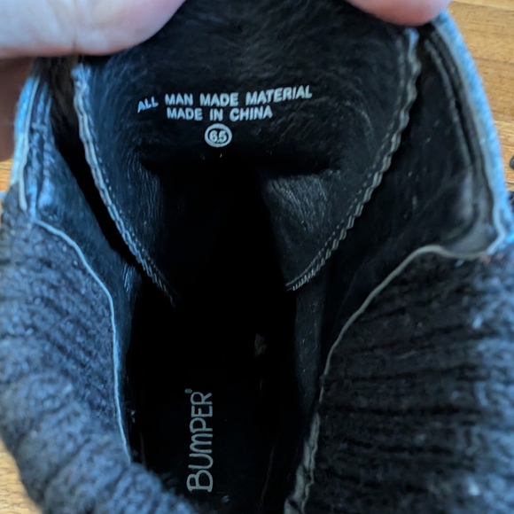 Stylish Black and Blue Women's Boots - Picture 3 of 3